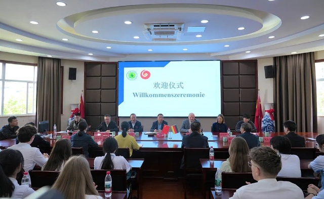 20250421_093825_024.jpeg 20250421_093825_024.jpeg