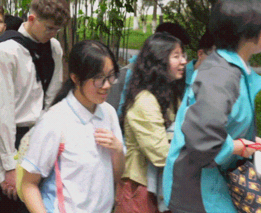 20250421_093825_026.gif 20250421_093825_026.gif