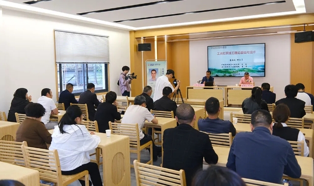 20250512_093011_042.jpg 20250512_093011_042.jpg